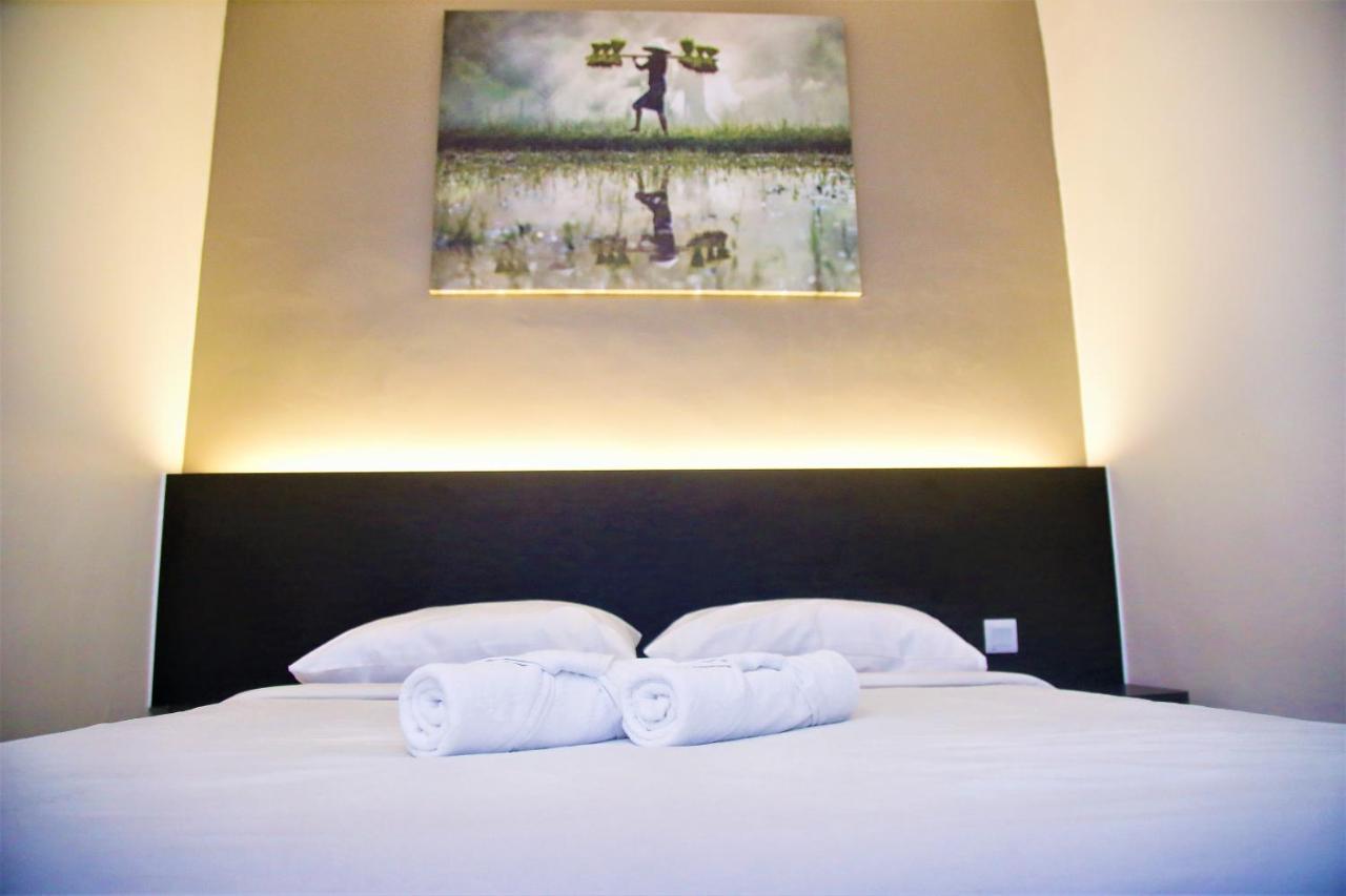 Padi Padi Hotel Кангар Экстерьер фото